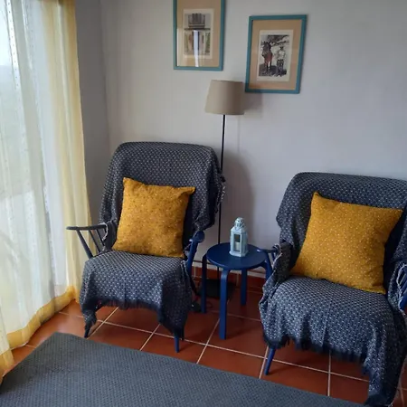 Vine Ridge Studio, Apartment&Pool side Studio Comares Esterno foto